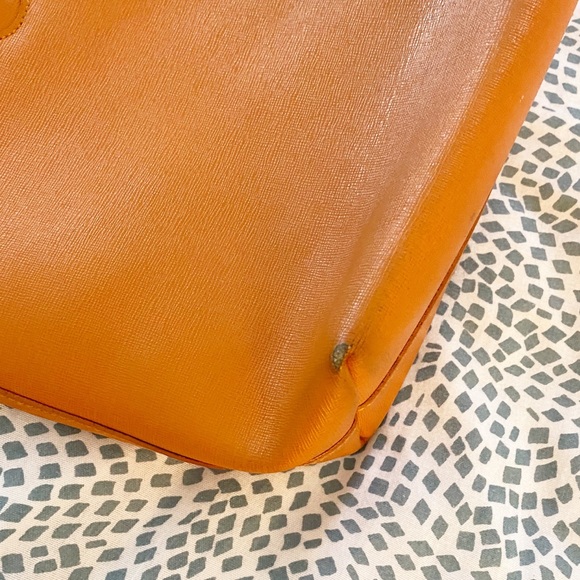 Vintage Furla Leather burnt orange shoulder tote - Picture 3 of 8